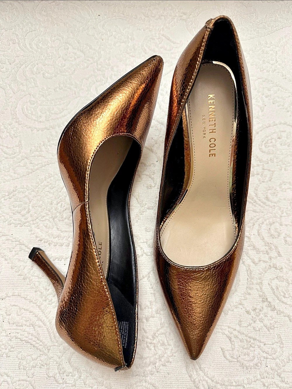 Kenneth Cole Romi Pointed Toe Heels Size 9 US in Copper